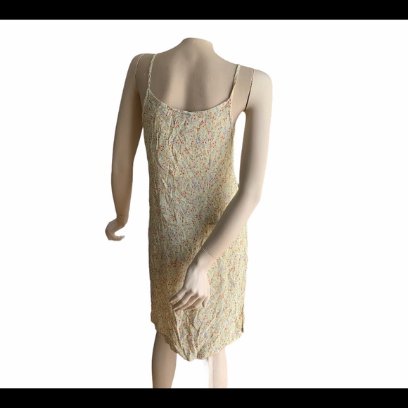 Light yellow floral summer dress - Picture 3 of 4